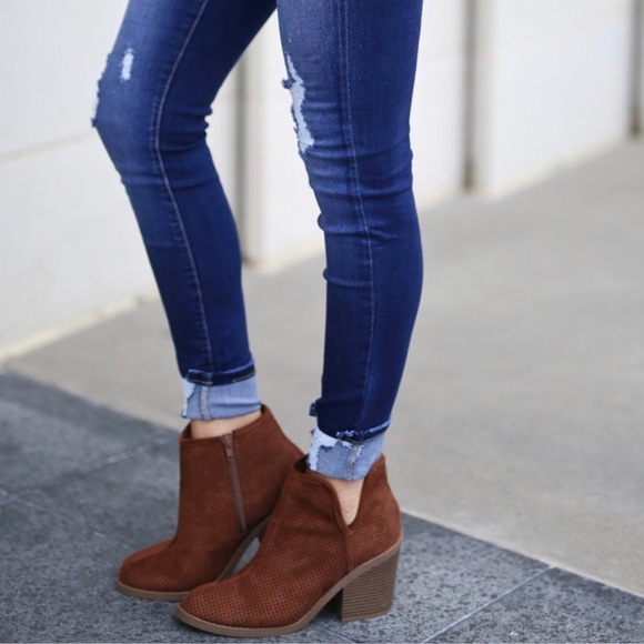 Perforated Ankle Booties - Picture 3 of 7